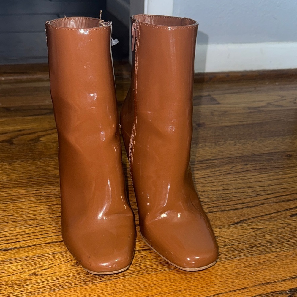 Anne Michelle Brown Heeled Boots - Picture 2 of 5
